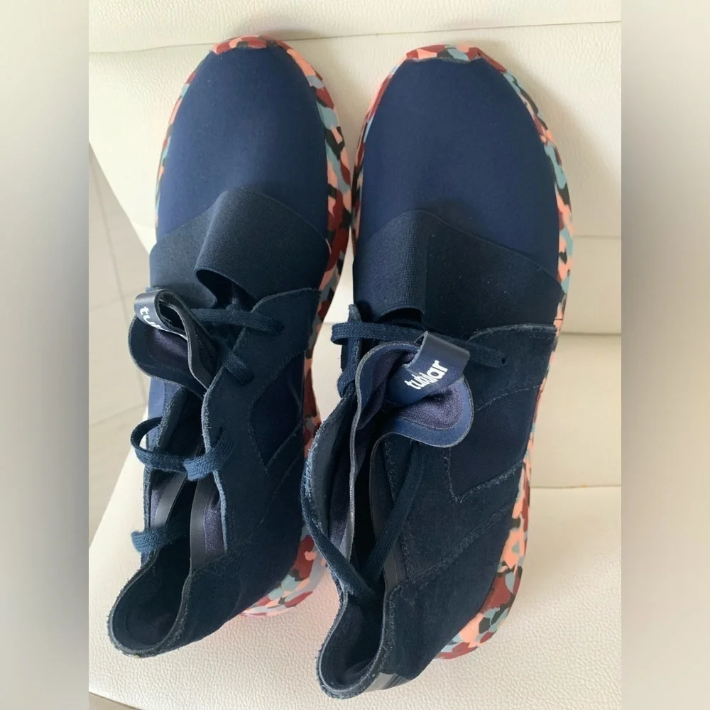 Adidas Tubular Womens Size 8.5 Navy Blue Walking Athletic Running Shoes Sneakers